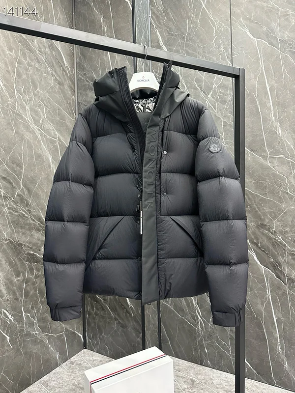 Moncler sz1-5 26yr122 (3)